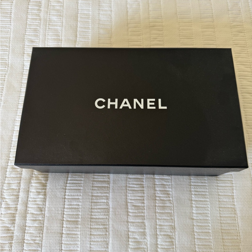 CHANEL flats shoes